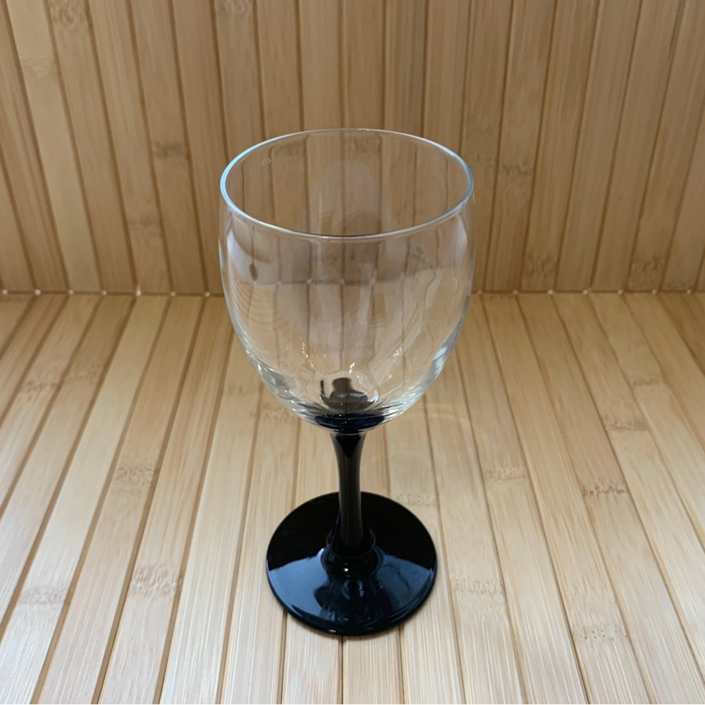 Wine Glass - Domino Signature Black by CRISTAL D'ARQUES-DURAND